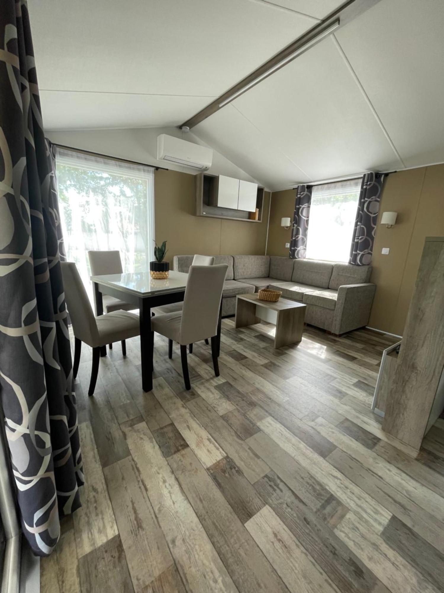 Mobilhome Bord Du Lac Паранти-ан-Борн Экстерьер фото